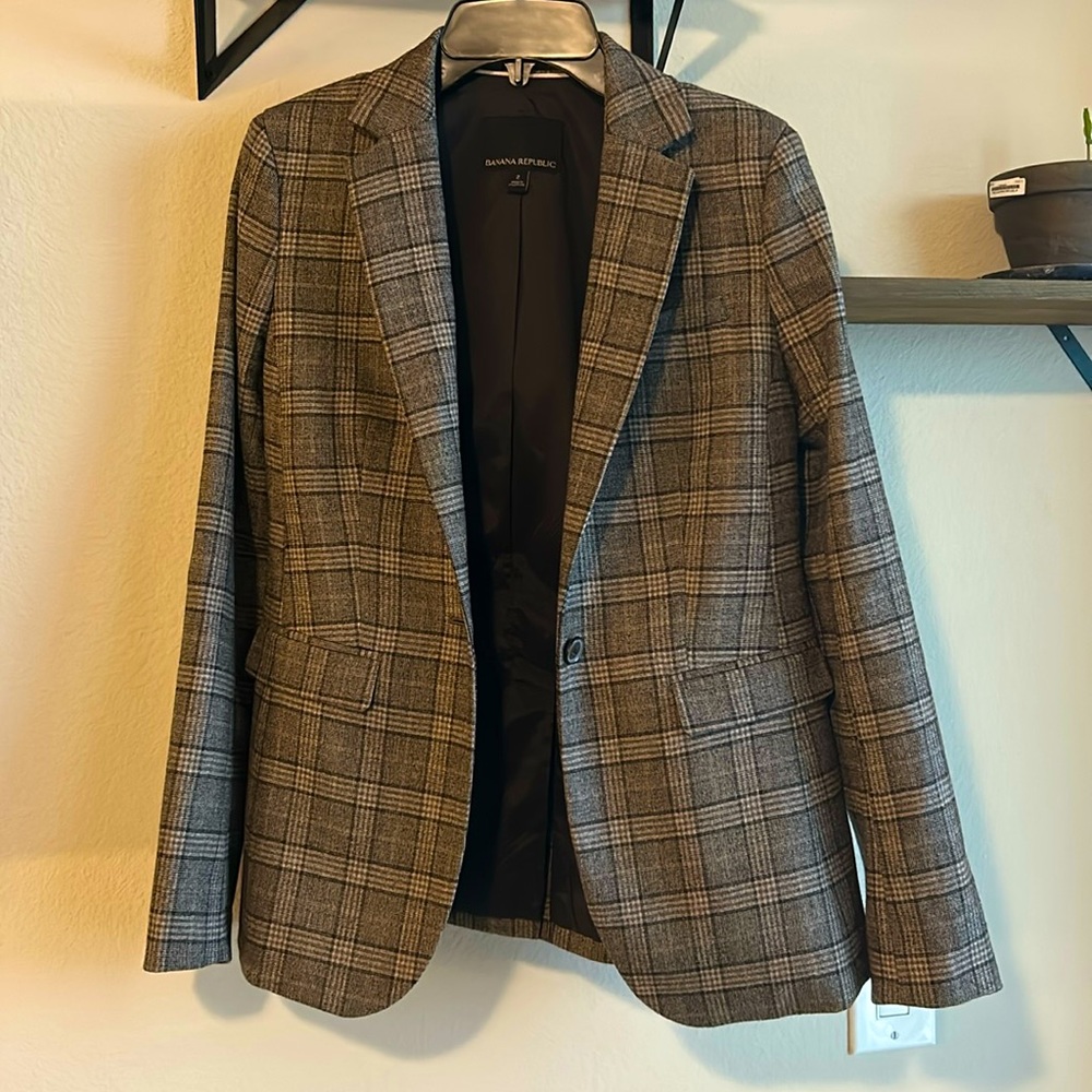 Banana Republic Plaid Women’s Blazer, Size 2